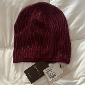 Gucci Beanie, Burgundy color